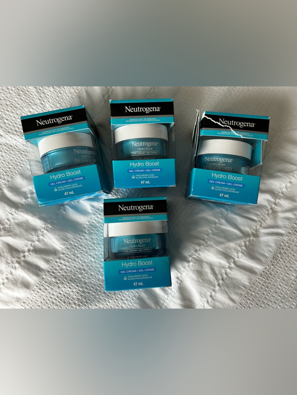 Neutrogena Hydro Boost Gel Cream - New in Box
